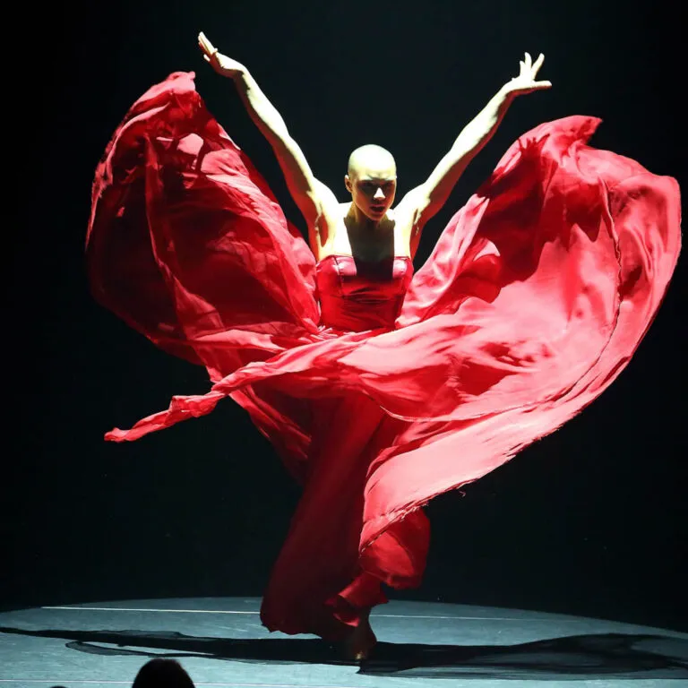 Isabelle Beernaert - ROUGE